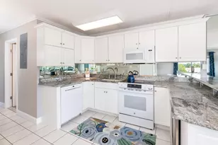 1152 Weirs Blvd, Laconia, NH 03246 - Photo 11