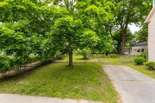 137 Locust St, Dover, NH 03820 - Photo 39