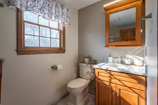 4 Lisa Dr, Nashua, NH 03062 - Photo 17