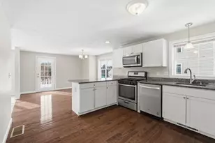 77 Barbara Ln, Hudson, NH 03051 - Photo 11