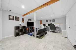 47 Hillsboro St, Manchester, NH 03104 - Photo 21