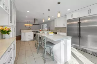 18 Robin Dr, Hudson, NH 03051 - Photo 13