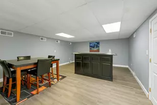 18 Robin Dr, Hudson, NH 03051 - Photo 33