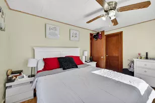 70 Dickey St, Manchester, NH 03102 - Photo 31