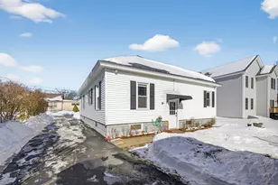 70 Dickey St, Manchester, NH 03102 - Photo 7