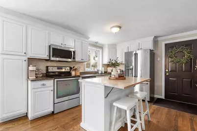 8 Snowdrop Lane, Litchfield, NH 03052 - Photo 9