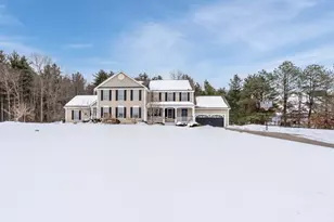 8 Snowdrop Ln, Litchfield, NH 03052 - Photo 3
