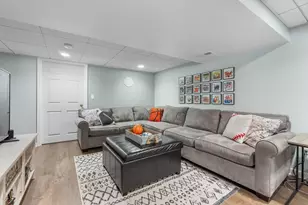 8 Snowdrop Ln, Litchfield, NH 03052 - Photo 35