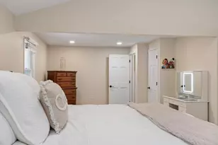 7 Brentwood Ave, Salem, NH 03079 - Photo 33