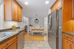 7 Brentwood Ave, Salem, NH 03079 - Photo 11