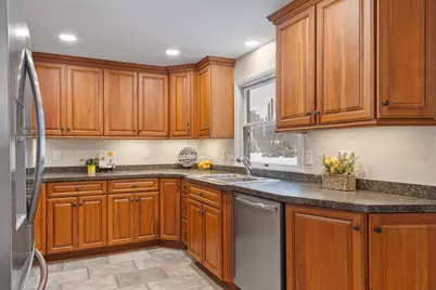 7 Brentwood Avenue, Salem, NH 03079 - Photo 13
