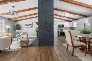 32 Chester Rd, Derry, NH 03038 - Photo 7