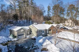 32 Chester Rd, Derry, NH 03038 - Photo 1