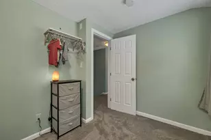 18 Ridgecrest Dr, Hudson, NH 03051 - Photo 27