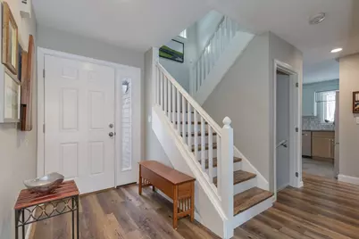 141 Chase Way, Manchester, NH 03104 - Photo 5