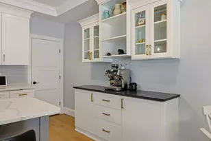 114 Saratoga Way, Portsmouth, NH 03801 - Photo 3