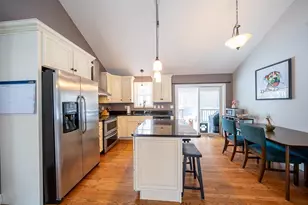 585 Bodwell Rd, Manchester, NH 03109 - Photo 3