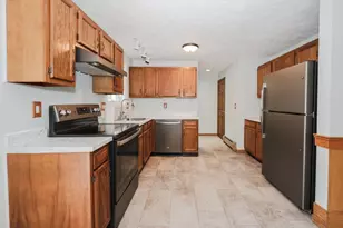 15 Lund Dr, Hudson, NH 03051 - Photo 11