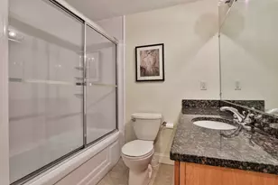 4-211 Heritage Village Dr, Nashua, NH 03062 - Photo 11