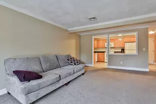 4-211 Heritage Village Dr, Nashua, NH 03062 - Photo 9