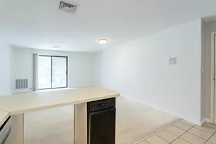 2 Roedean Dr, Nashua, NH 03063 - Photo 7