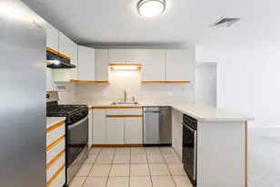 2 Roedean Dr, Nashua, NH 03063 - Photo 5