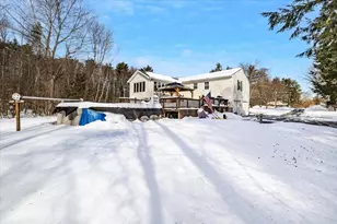 29 Marion St, Goffstown, NH 03045 - Photo 9