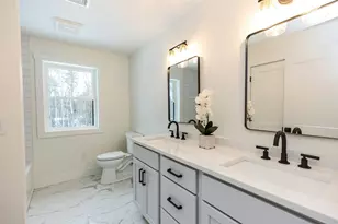 27 Beaver Ln, Bedford, NH 03110 - Photo 31