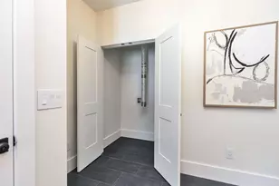 27 Beaver Ln, Bedford, NH 03110 - Photo 5