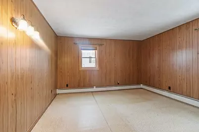 2079 Wellington Road, Manchester, NH 03104 - Photo 11