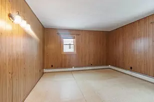 2079 Wellington Rd, Manchester, NH 03104 - Photo 11