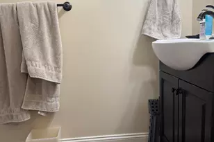 147 Hanover St, Lebanon, NH 03766 - Photo 37