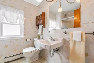 372 Orange St, Manchester, NH 03104 - Photo 29