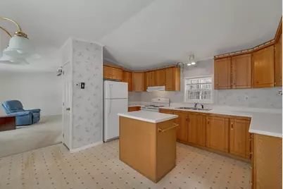 732 Concord Stage Road #7, Weare, NH 03281 - Photo 7