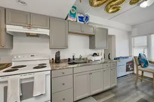 24 Baldwin St, Laconia, NH 03246 - Photo 21