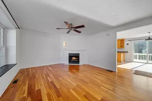 20 Larson Dr, Hampstead, NH 03841 - Photo 9