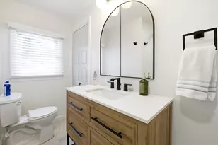 109 Bypass 28, Derry, NH 03038 - Photo 15