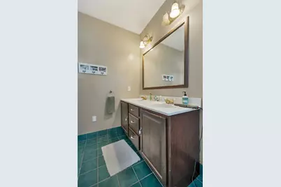 69 Cheney Street, Franklin, NH 03235 - Photo 33