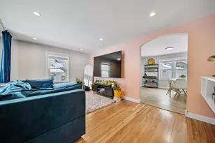 27 Wason Ave, Nashua, NH 03060 - Photo 9