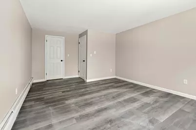 80R English Village Road #302, Manchester, NH 03102 - Photo 23