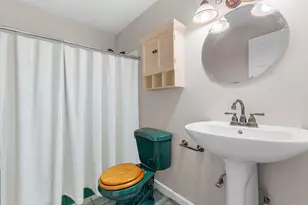 80r English Village Rd, Manchester, NH 03102 - Photo 7