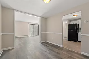 80r English Village Rd, Manchester, NH 03102 - Photo 19