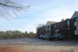 80r English Village Rd, Manchester, NH 03102 - Photo 31