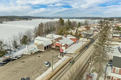 1073 Union Avenue, Laconia, NH 03246 - Photo 5