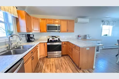 8 Cote Circle, Raymond, NH 03077 - Photo 11