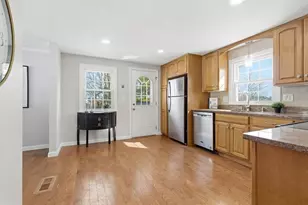 26 Old Coach Rd, Nashua, NH 03062 - Photo 3