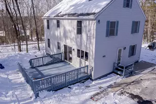 88 Mast Rd, Dover, NH 03820 - Photo 5