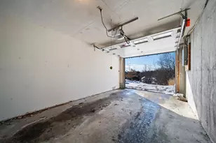 30A Ledgewood Dr, Goffstown, NH 03045 - Photo 31