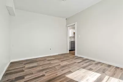 344 Maple Street, Manchester, NH 03103 - Photo 13