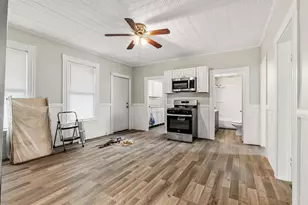 344 Maple St, Manchester, NH 03103 - Photo 9